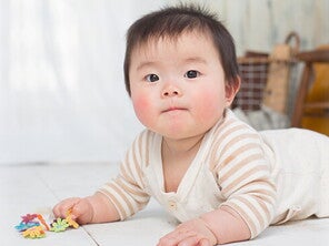 Mengapa si Kecil Malas Bergerak