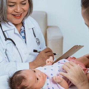 Cara Tingkatkan Imunitas Tubuh si Kecil