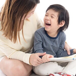 Stimulasi Tepat untuk Siapkan Anak Belajar Membaca
