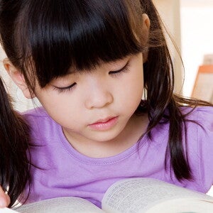 Tips Mengajarkan si Kecil Belajar dengan Mandiri di Rumah