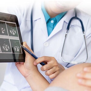 Inilah Alasan Ibu Hamil Perlu Melakukan USG Kehamilan