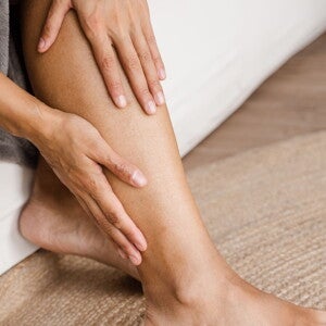 Apakah Normal Kaki Bengkak Setelah Melahirkan?