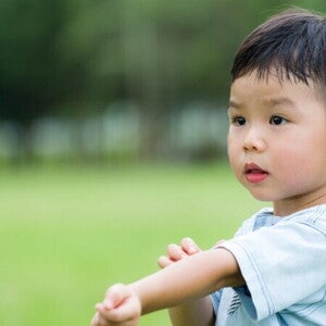 Macam-Macam Gatal di Kulit Bayi dan Cara Aman untuk Mengatasinya